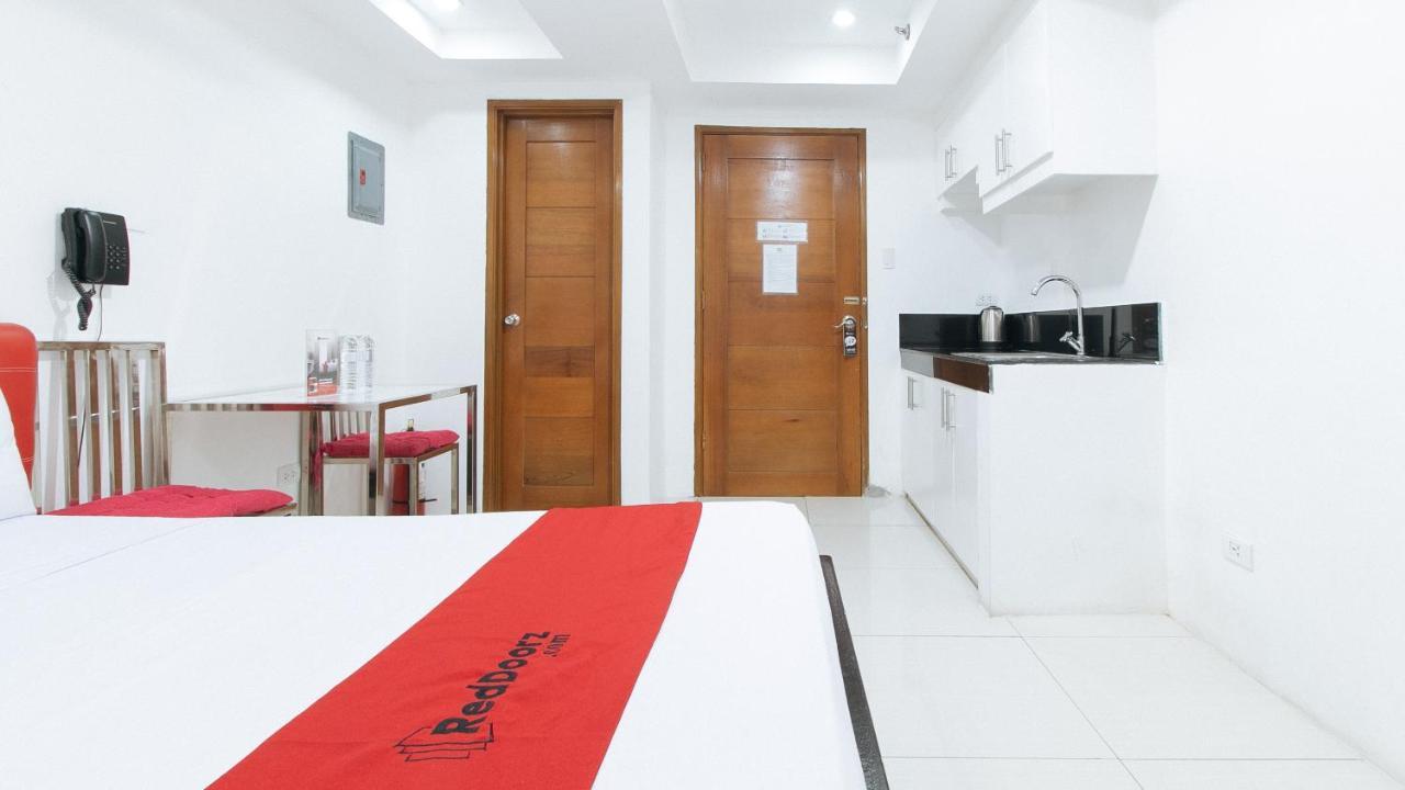 Reddoorz @ Dbuilders Bangkal Makati Ξενοδοχείο Μανίλα Εξωτερικό φωτογραφία